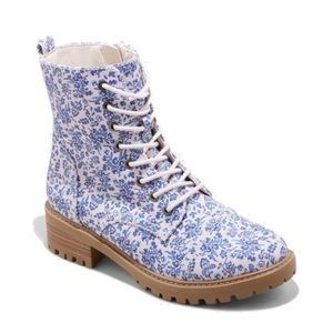 Universal Thread | Kamryn floral combat boots